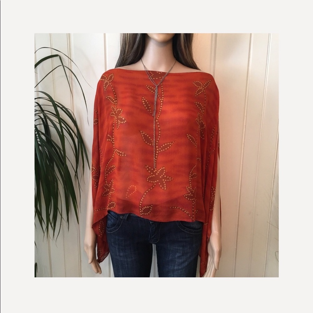 SPLIT SLEEVE PONCHO STYLE TOP - Picture 6 of 6